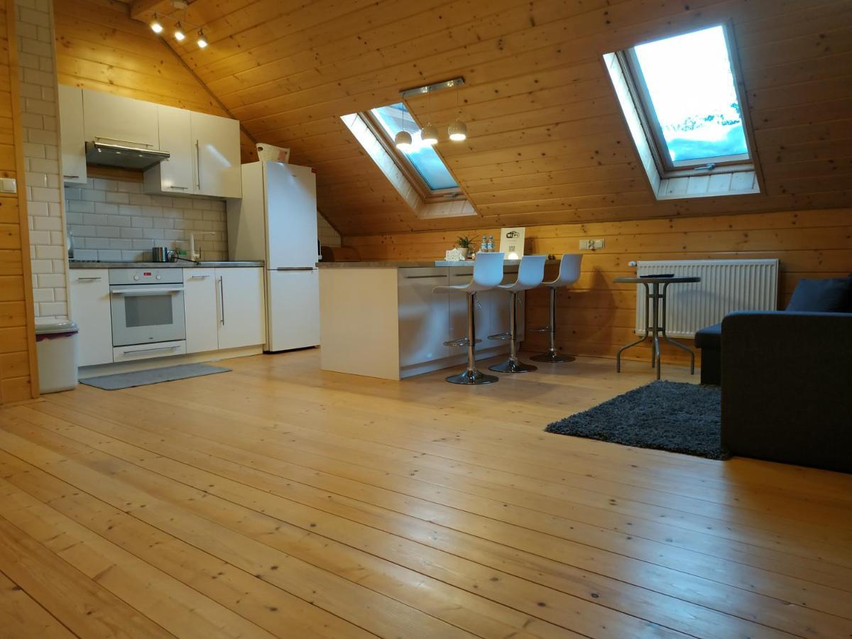 Apartament Pod Kogutkiem Uscie Gorlickie Exteriör bild